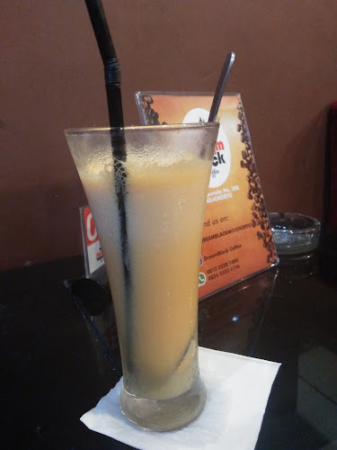 Opinii despre Dreamblack Coffee în Kota Mojokerto - Gastronomi dan perhotelan