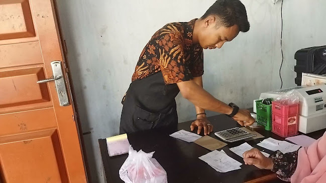 Warung aisyah comel - Gastronomi dan perhotelan