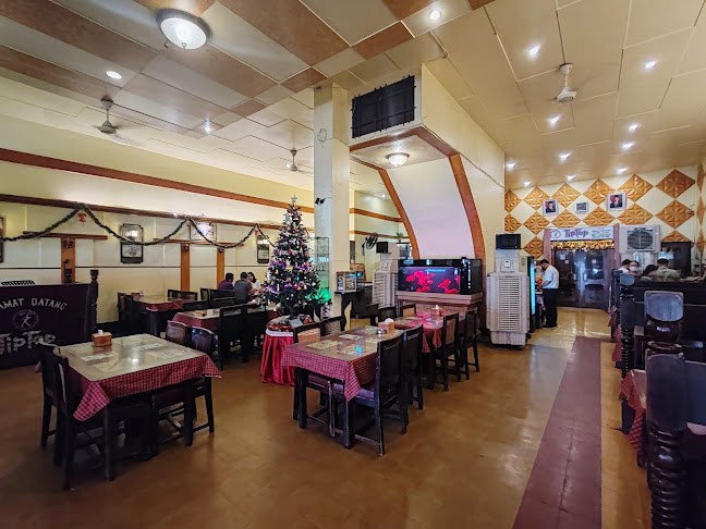 Tip Top Restaurant - Kota Medan