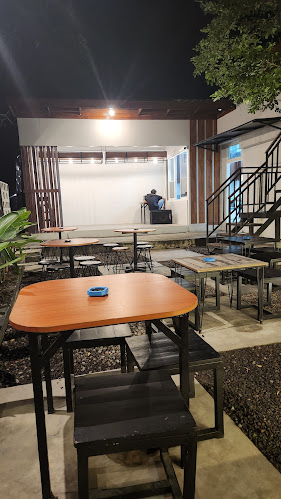 Karnaval coffee & bar - Gastronomi dan perhotelan