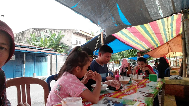 Es Teler 77 Monumen 40.000 Jiwa - Gastronomi dan perhotelan