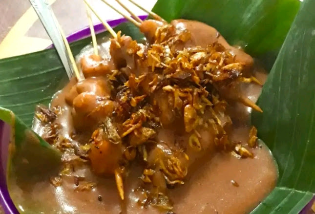 Sate padang ajo angah - Gastronomi dan perhotelan