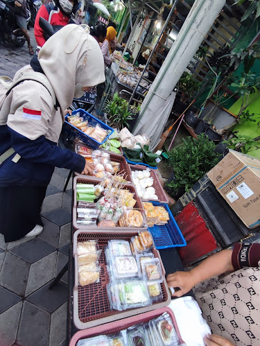 Opinii despre Kampung Kue Rungkut în Surabaya - Gastronomi dan perhotelan