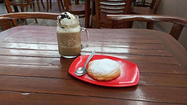 Kimmy Bun - Gastronomi dan perhotelan