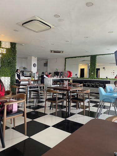 Societe Cafe - Gastronomi dan perhotelan