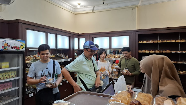 Comentarii opinii despre Bourda Bakery