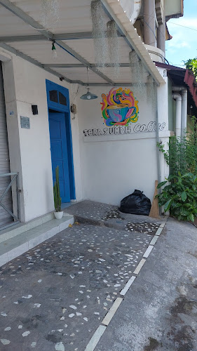 Jl. Kebak Sari No.15, Pemecutan Klod, Kec. Denpasar Bar., Kota Denpasar, Bali 80117