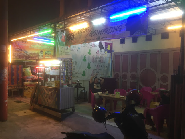 Opinii despre TST SOBAT GONDRONG în Kota Medan - Gastronomi dan perhotelan