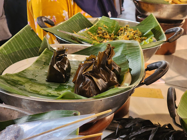 Opinii despre RM Ayam Cianjur în Kota Serang - Gastronomi dan perhotelan