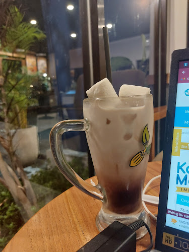 Comentarii opinii despre Coffee Toffee Airlangga Corner