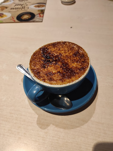 Opinii despre Sam's Pattiserie, Boulangerie, and Desserts în Kota Medan - Gastronomi dan perhotelan