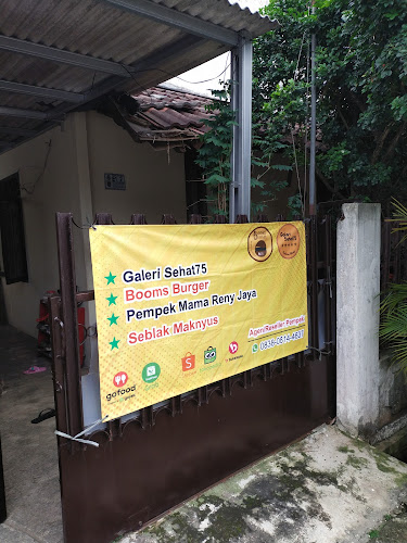 Booms Burger - Gastronomi dan perhotelan