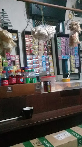 Opinii despre WARKOP UNDERCOVER în Surabaya - Gastronomi dan perhotelan