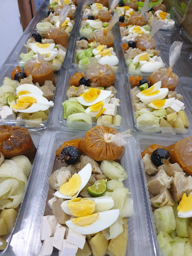 Opinii despre Warung Sahabat (angkringan, roti dan kue) în Kota Denpasar - Gastronomi dan perhotelan