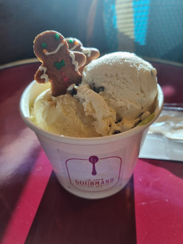 Opinii despre Le Cafe Gourmand în Surabaya - Gastronomi dan perhotelan