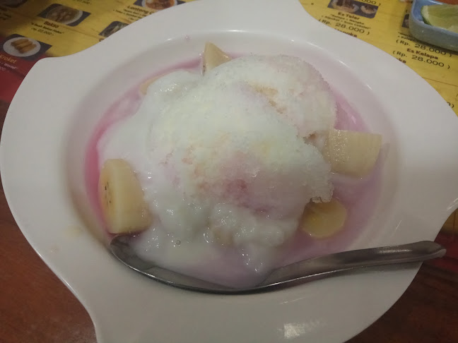 Opinii despre R.M. Pelangi în Kota Makassar - Gastronomi dan perhotelan