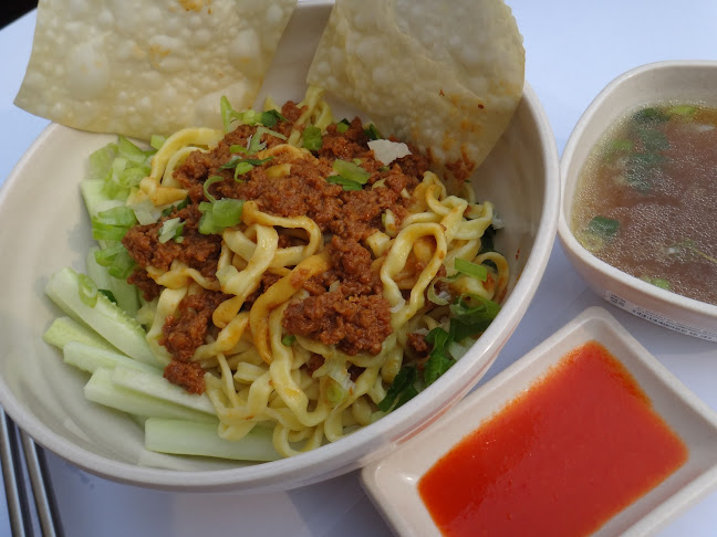 Opinii despre Getme Cafe & Resto în Kota Tangerang - Gastronomi dan perhotelan