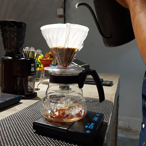 Jl. Lengkong Wetan, Lengkong Wetan, Kec. Serpong, Kota Tangerang Selatan, Banten 15310