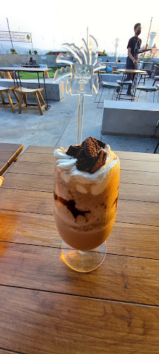 Arah Awan Coffee & Bar - Kota Semarang