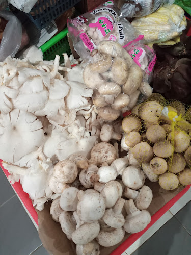 Jl. Emerald Bintaro, Parigi, Kec. Pd. Aren, Kota Tangerang Selatan, Banten 15227