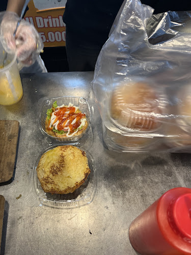 Stasiun, Pondok Cina, Kecamatan Beji, Kota Depok, Jawa Barat 16424