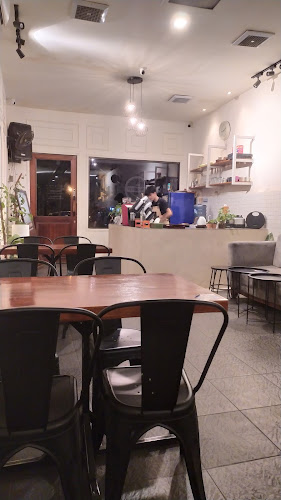 Jl. Dazam Raya No.10, Petisah Tengah, Kec. Medan Petisah, Kota Medan, Sumatera Utara 20112