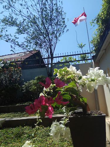 The Adiwijaya Lounge - Gastronomi dan perhotelan