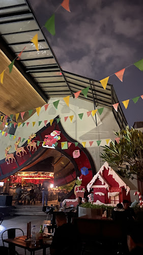 Jl. Moh. Saleh Wedisastro No.2, Setabelan, Kec. Banjarsari, Kota Surakarta, Jawa Tengah 57139