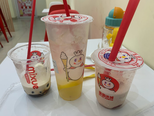 Mixue Atma Icon Bsd - Gastronomi dan perhotelan