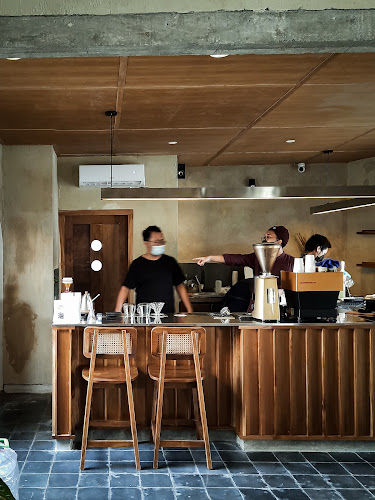 Opinii despre Toko Kopi Oetama în Kota Yogyakarta - Gastronomi dan perhotelan