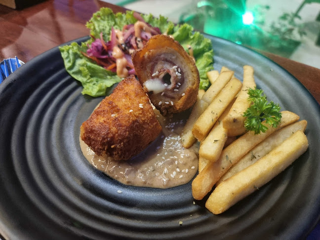 Kawasan, Jl. Golden Prawn, Bengkong Laut, Kec. Bengkong, Kota Batam, Kepulauan Riau 29432