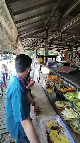 Rumah Makan Sunda Prasmanan