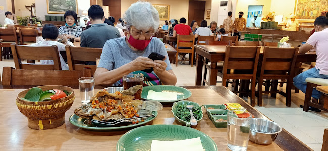 Opinii despre Ikan Bakar Cianjur în Kota Semarang - Gastronomi dan perhotelan