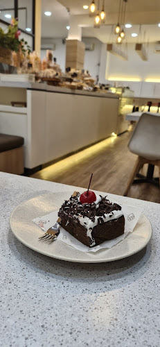 Iris Bakehouse - Kota Semarang