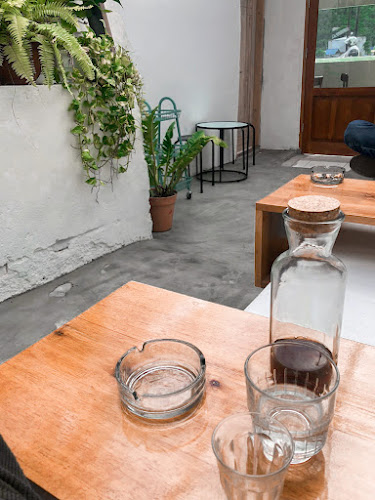 Opinii despre Cartel Caffe în Kota Gorontalo - Gastronomi dan perhotelan