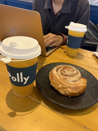 Polly Cafe - Kota Depok