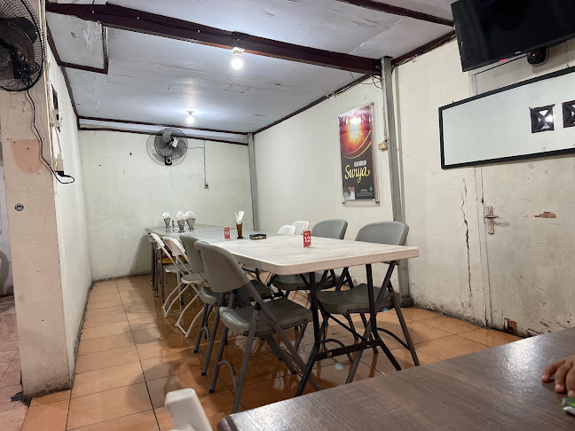 Opinii despre Warung Sate Rembiga UTAMA Bu Ririn în Kota Mataram - Gastronomi dan perhotelan