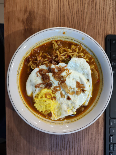 Warunk Tepi Jalan (WTJ) - Gastronomi dan perhotelan