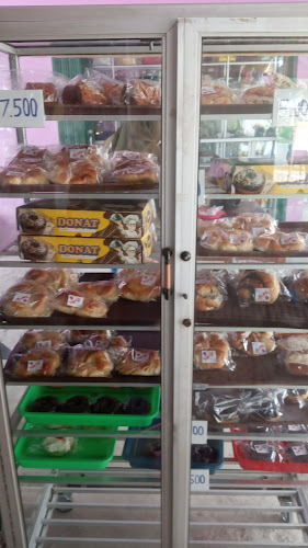 Toko Edy Roti Bakery