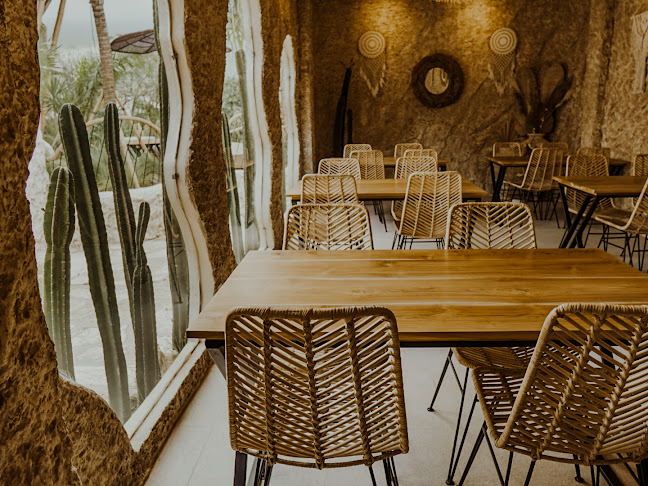 Comentarii opinii despre Hago Beach