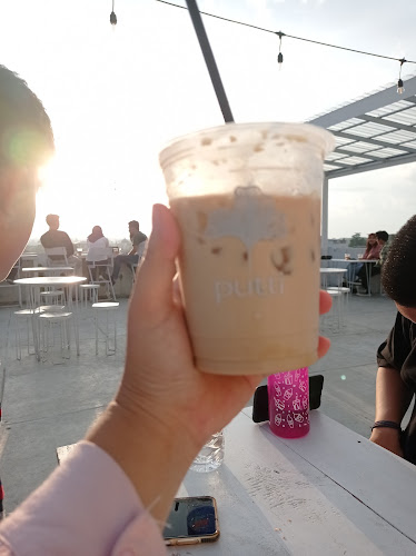 Putti - Gastronomi dan perhotelan