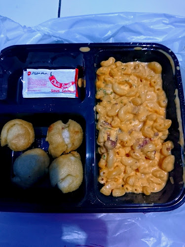 Pizza Hut Delivery - PHD Indonesia - Gastronomi dan perhotelan