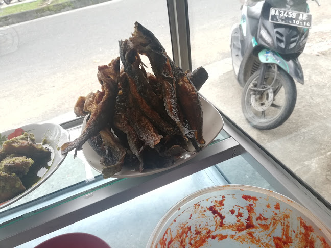 Comentarii opinii despre Warung buk lis