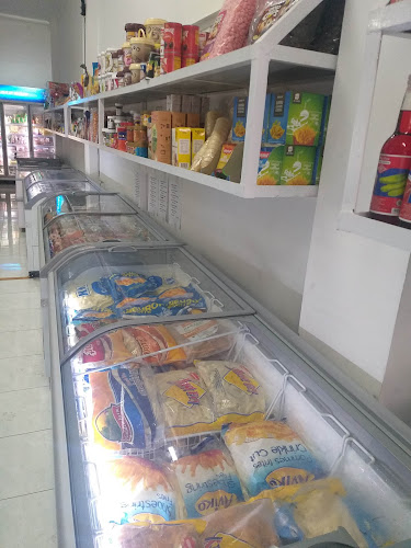 Momqil Frozen Food Makassar