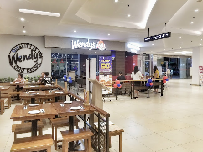 Wendy's Transmart Tegal - Gastronomi dan perhotelan