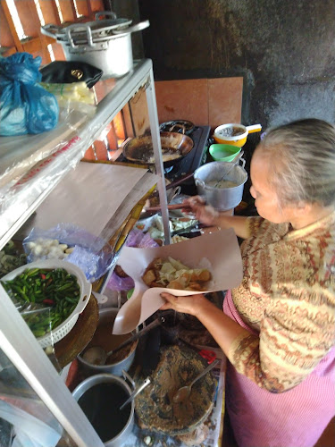 Jl. Puspogiwang Barat No.9-12, Gisikdrono, Kec. Semarang Barat, Kota Semarang, Jawa Tengah 50149