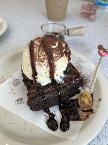 Opinii despre Iris Bakehouse în Kota Semarang - Gastronomi dan perhotelan