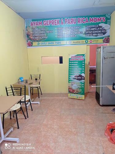 Ayam geprek Dan Paru Rica Moms