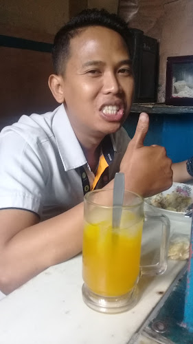 Warung Pojok cak bud - Kota Malang