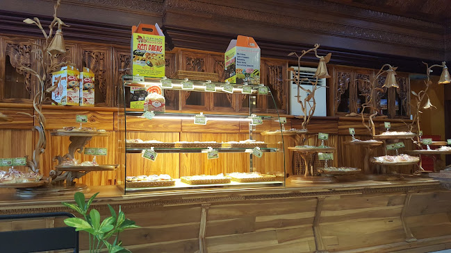 Comentarii opinii despre Brownies dan Roti Daeng Losari